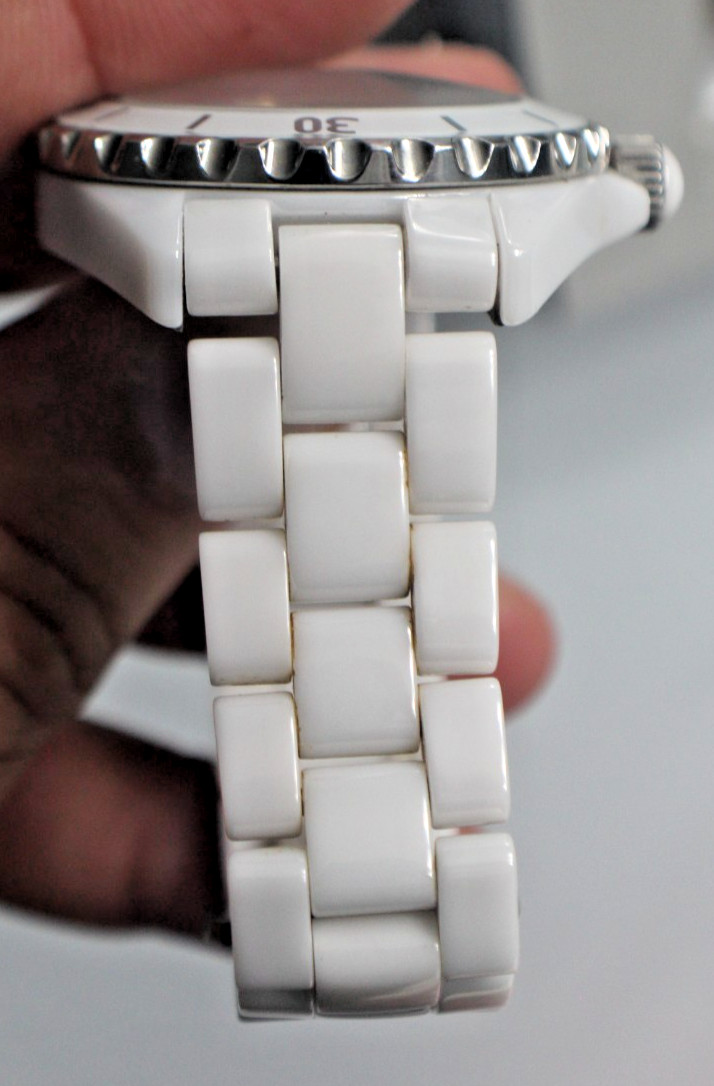 Exquisite AKRIBOS XXIV White Ceramic Automatic Women Watch AK508WT