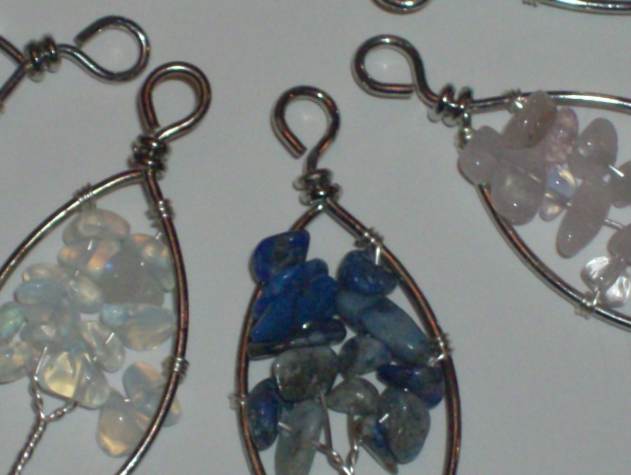 Beautiful 8 Piece Tree of Life Silvertone Natural Stone Beaded Pendant Lot