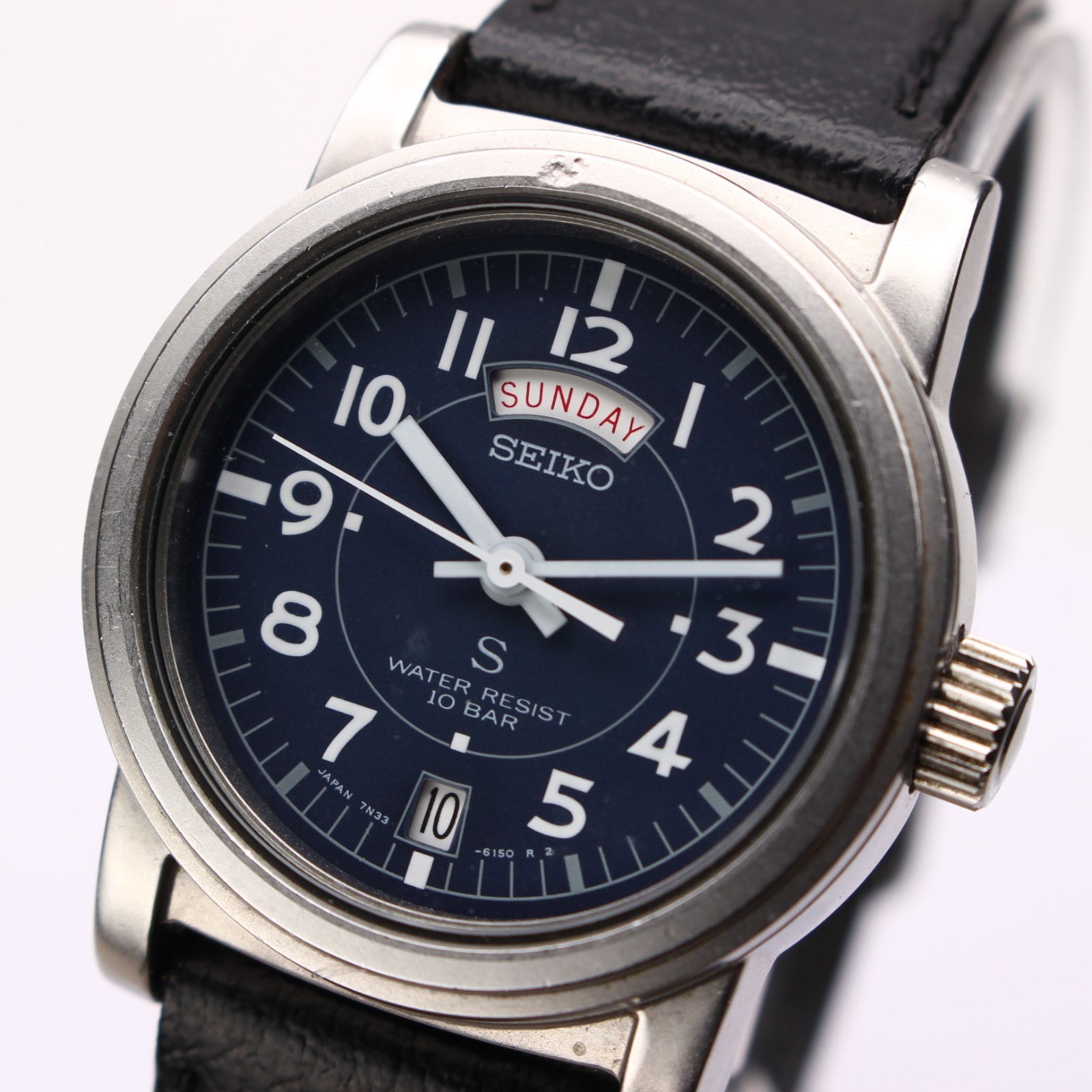 SEIKO SUS 7N33-6050 Men’s Watch Quartz Military Navy Dial 32mm 90s Vintage Japan