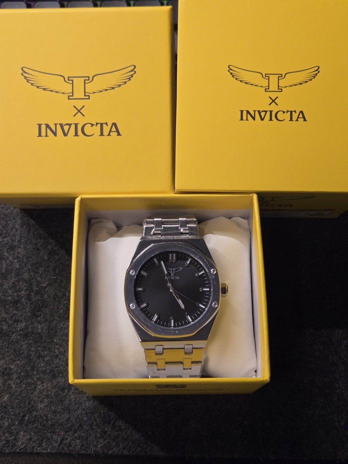 New – Specialty I by Invicta Men’s Quartz Watch – Silver, Black – (69959)