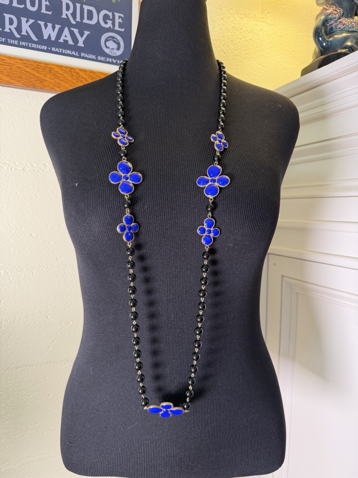 Vtg Françoise Montague Paris 46″ Long Sautoir Necklace Blue Clover Poured Glass