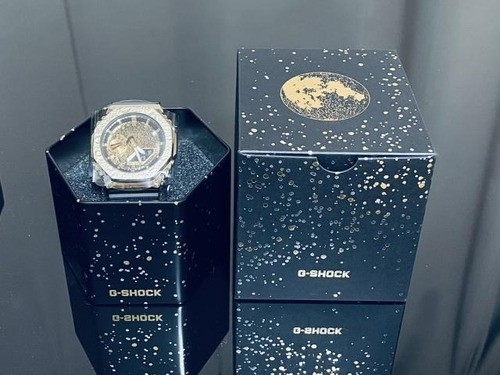 Casio G-Shock GM-2100MG-1AJR Moon Quartz Analog-Digital Men’s Watch [Unused]