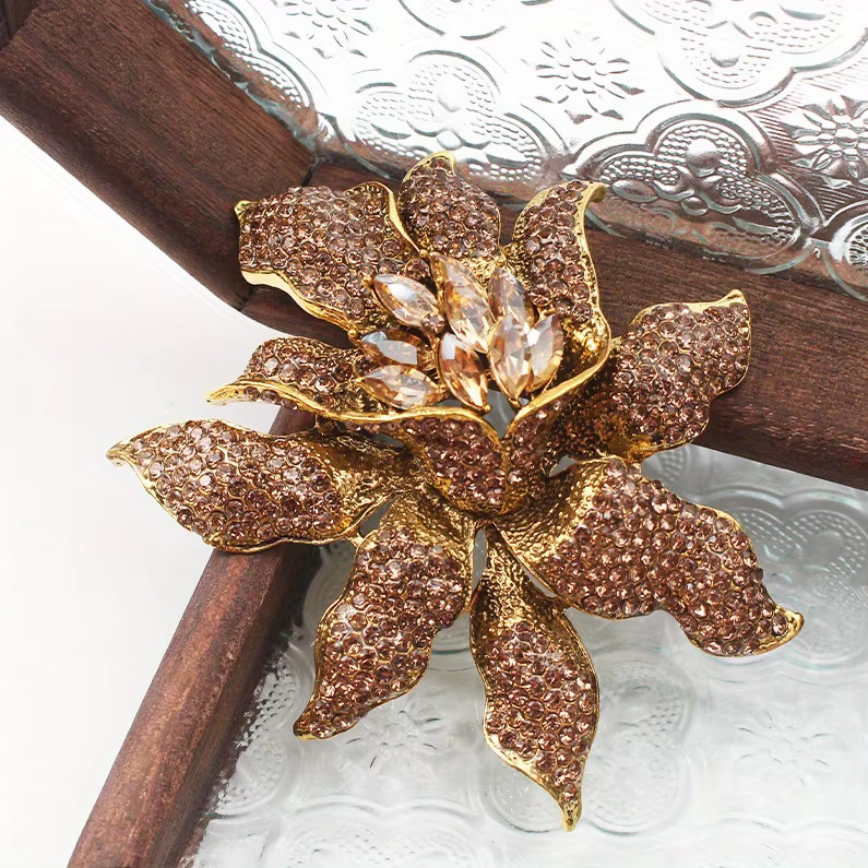 Unique Vintage Style Flower Leaf Rhinestone Crystal Pendant Brooch Pin Jewelry G