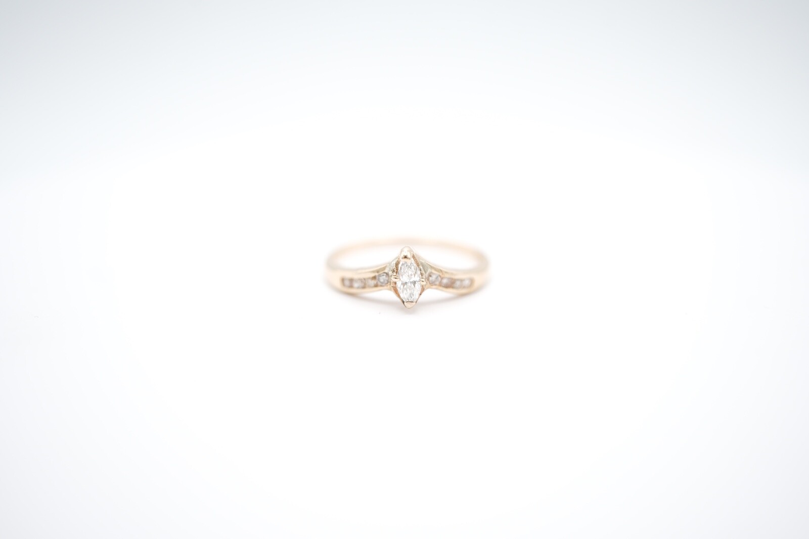 14K Yellow Gold Marquise Diamond V Band Ring .26ct Size 7
