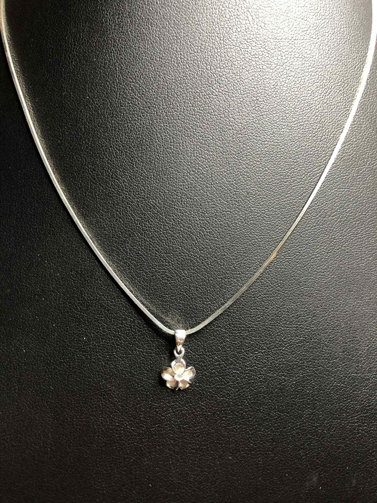 7955 Sterling Silver 925 Plumaria CZ Pendant 16″ Chain Necklace 3.2grams