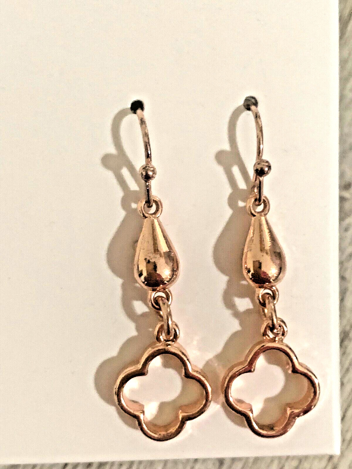 Lovita & Co 18″ RG Plated Layered Station Necklace Earrings 2 PC Set Brand NEW