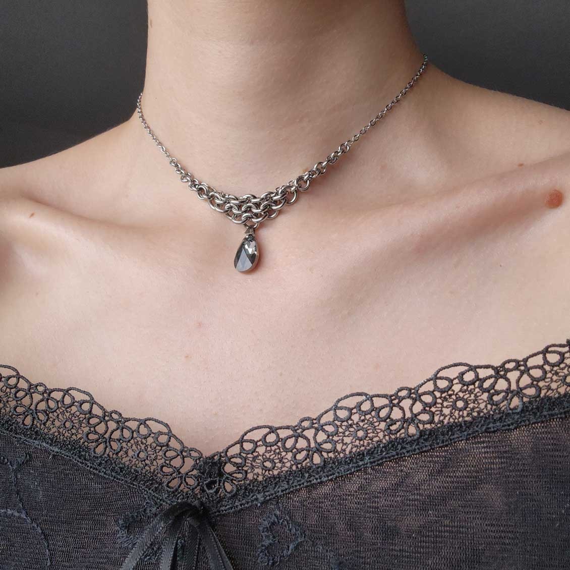 Vintage Victorian style black crystal necklace handmade with stainless steel
