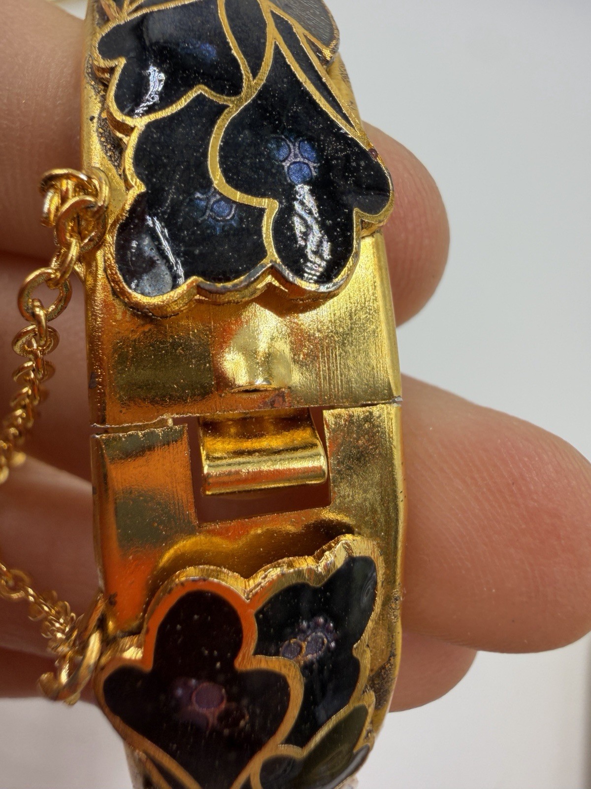 Vintage Bracelet Bangle Enamel Blue Floral Abstract Purple Hinged Push Lock