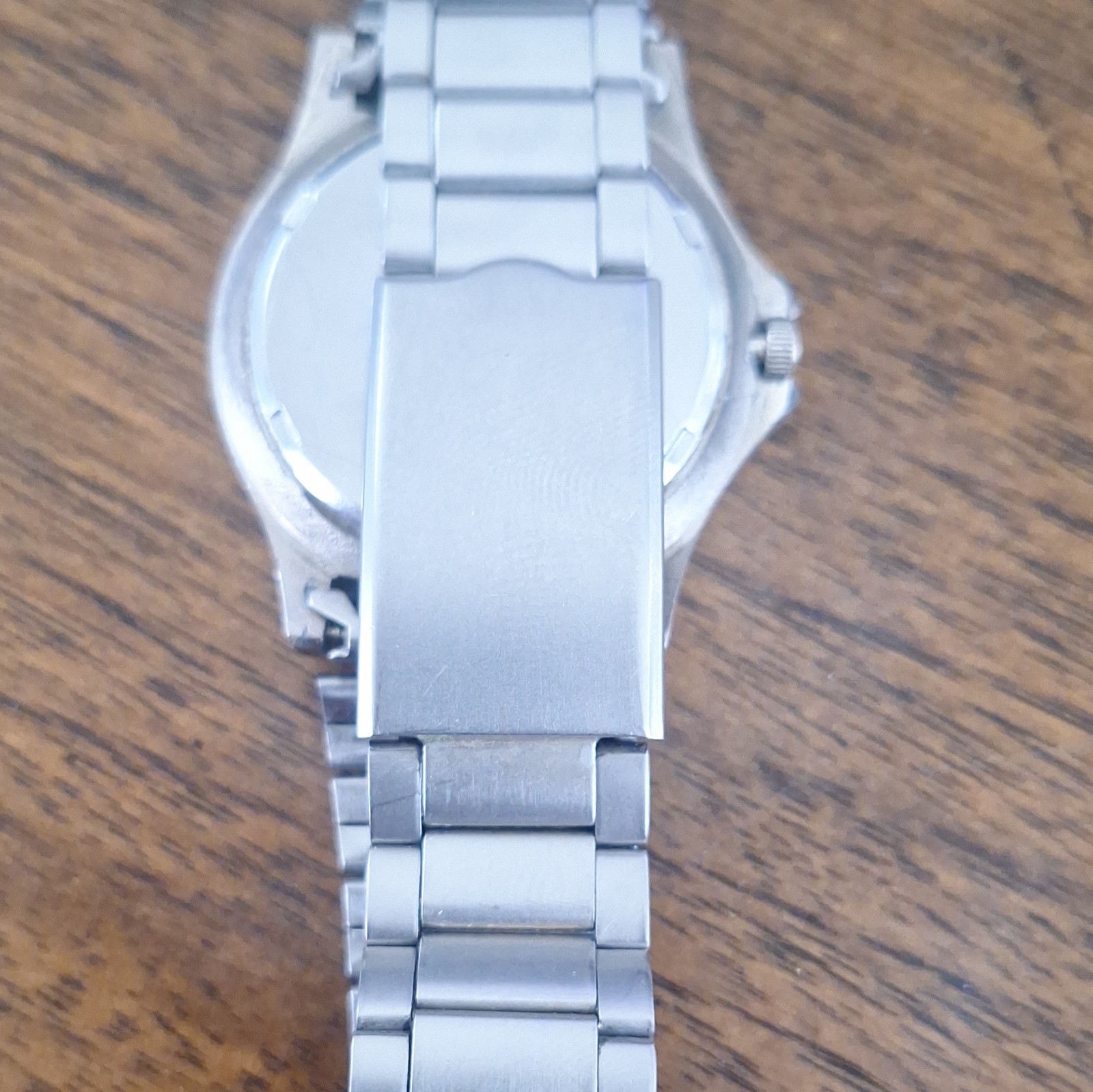 Mercedes-Benz Men’s Quartz Watch 200m Water Resistant Black Dial SS Bracelet