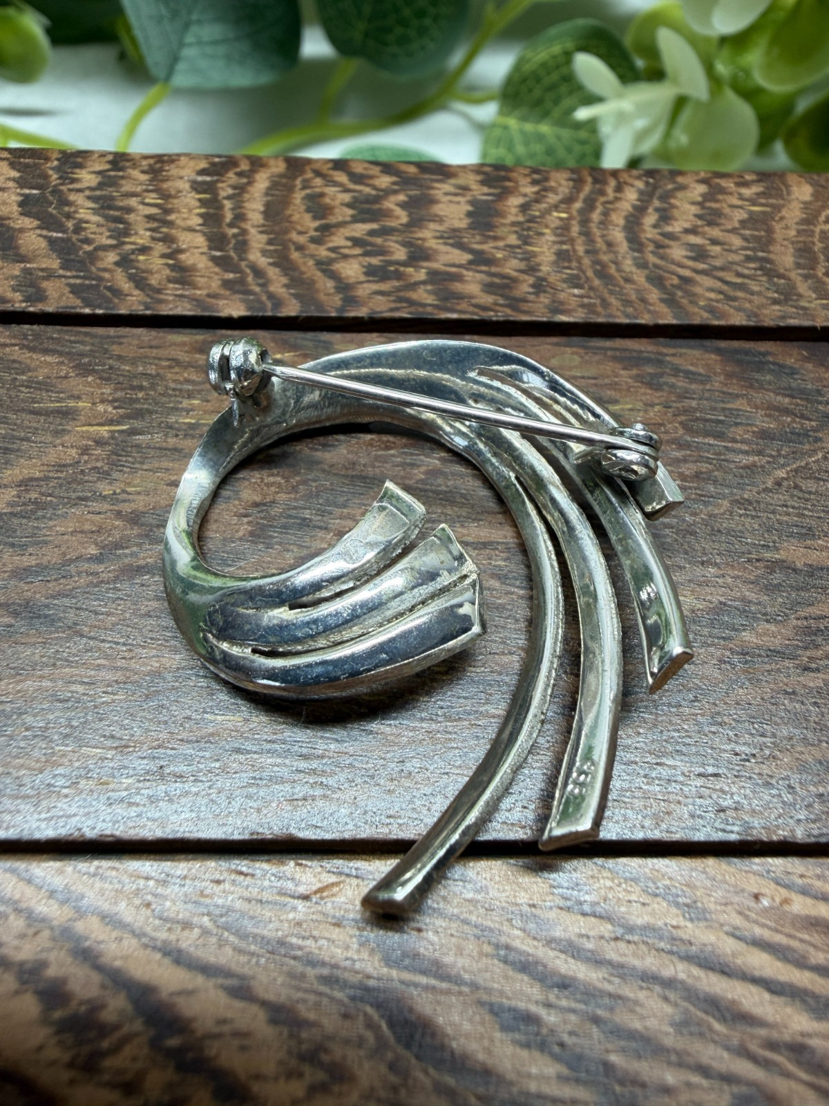 Classic Vintage 835 Silver Art Deco Style Brooch – Elegant Retro Design 7g