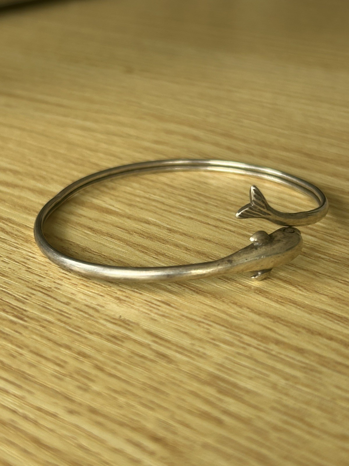 Vintage 925 Sterling Silver Dolphin Wrap Around Bypass Cuff Bracelet 9”
