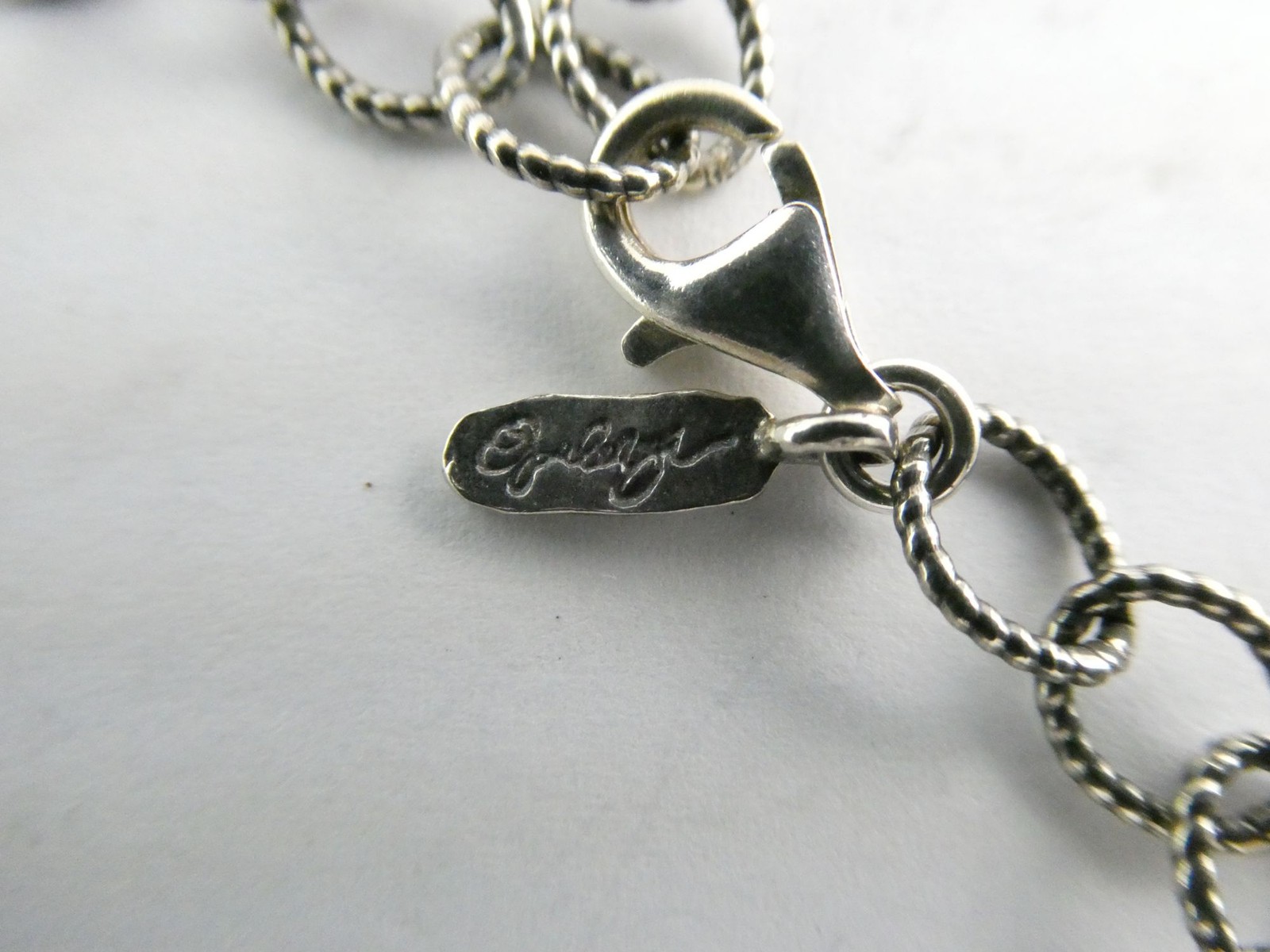 Opulenza Israel Sterling Silver Cross Bracelet 925 8 Inch Length 8.5g Weight