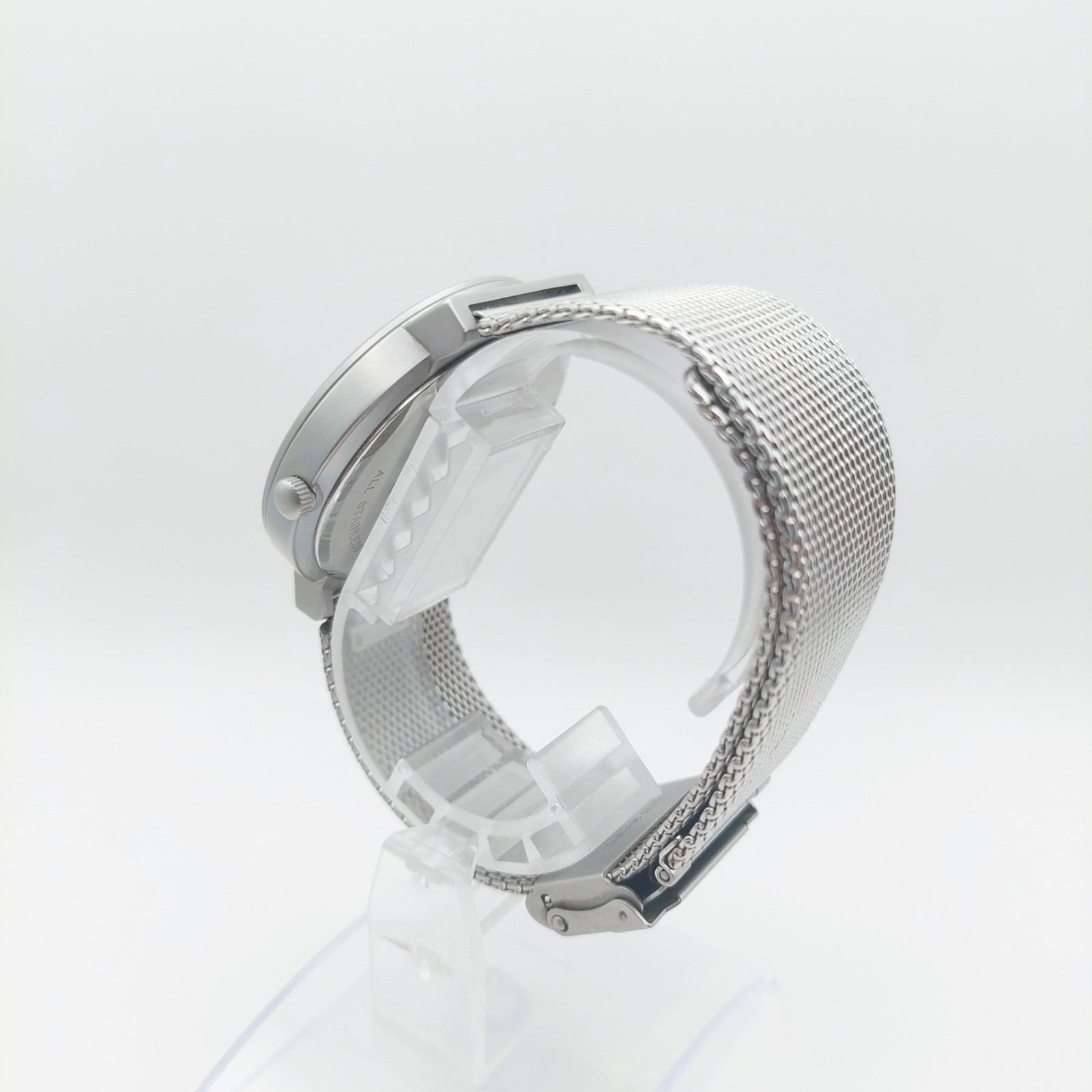 BRAUN BNH0032WHSLMHG White Dial Quartz Mesh Stainless Steel Watch Men In hand