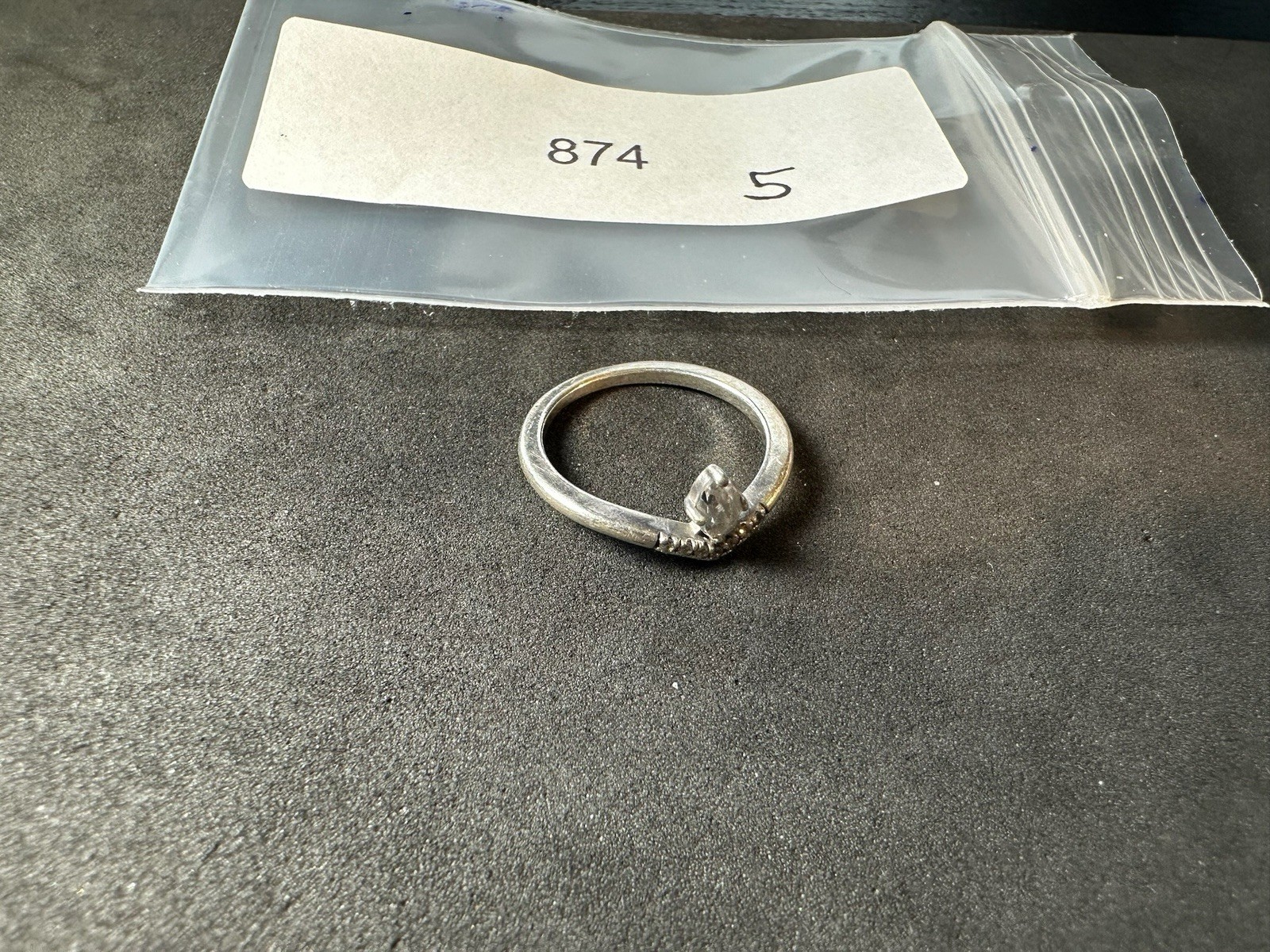1.63g Vintage Sterling Silver 925 Ring Marquise Clear Stone Accent M Size 5