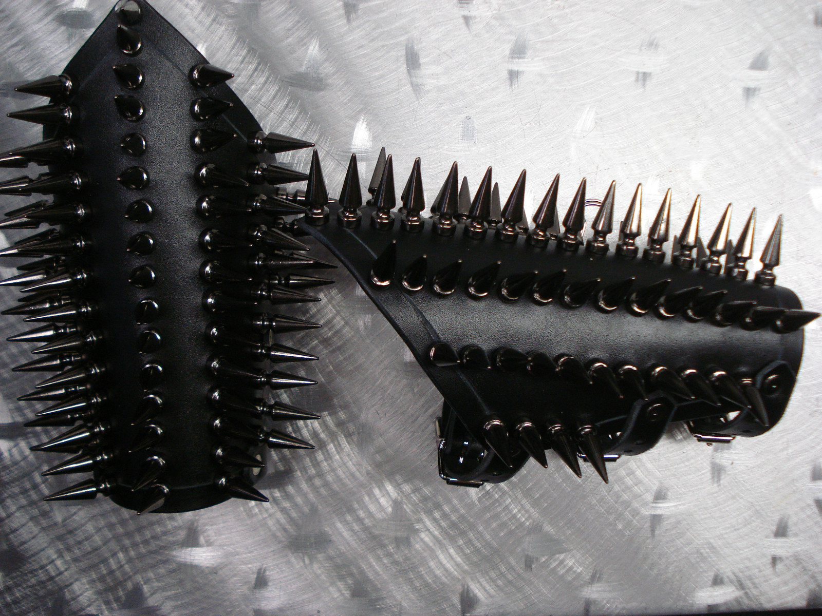 Black Chrome Spikes Gauntlets.BLACK METAL. (MDLG0242)….. KULT OV AZAZEL’S