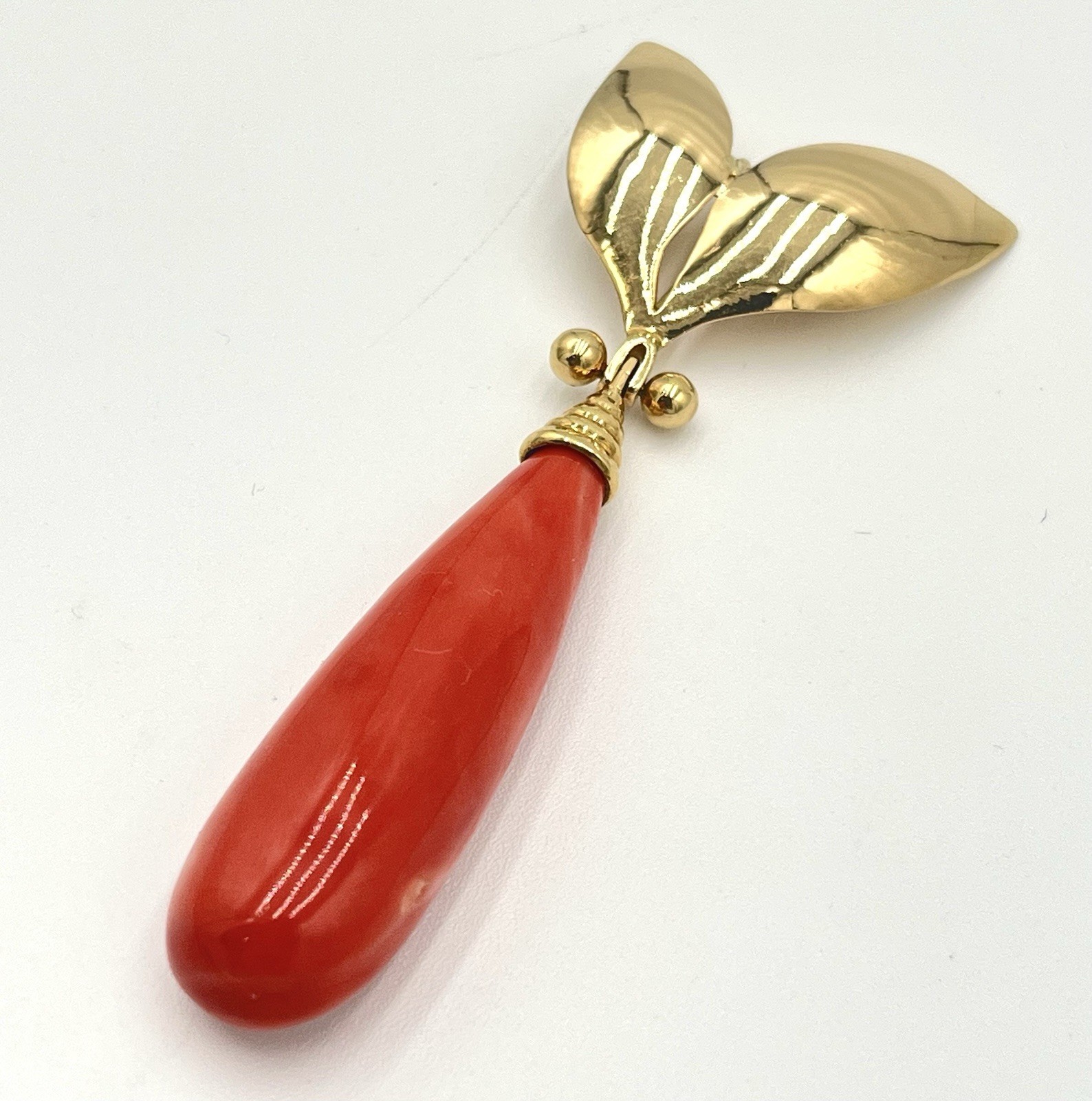 18Kt Gold Natural Mediterranean Red Coral 45mm Torre del Greco Pendant