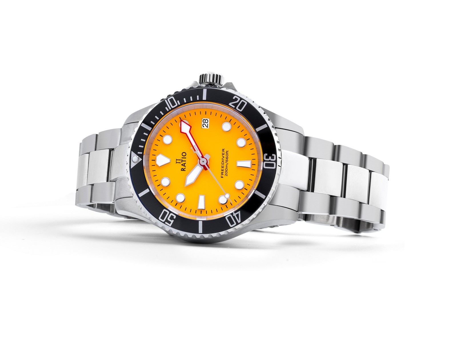 Ratio Diver Stainless Steel Yellow Dial Saphire Quartz Diver’s RTF034 Mens Watch