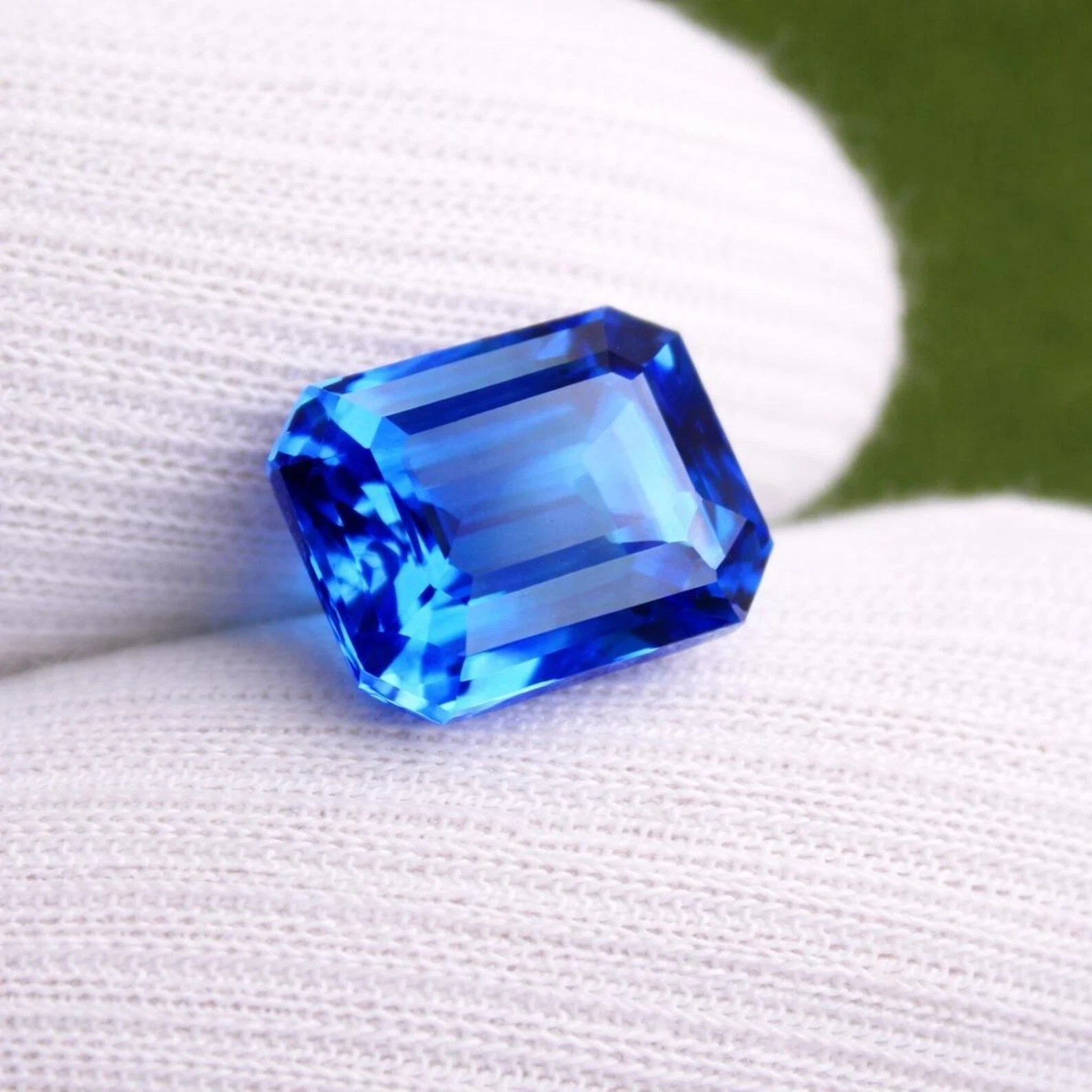 10 Ct+ Natural Blue Sapphire Emerald Cut Certified Flawless Loose Gemstone AAA