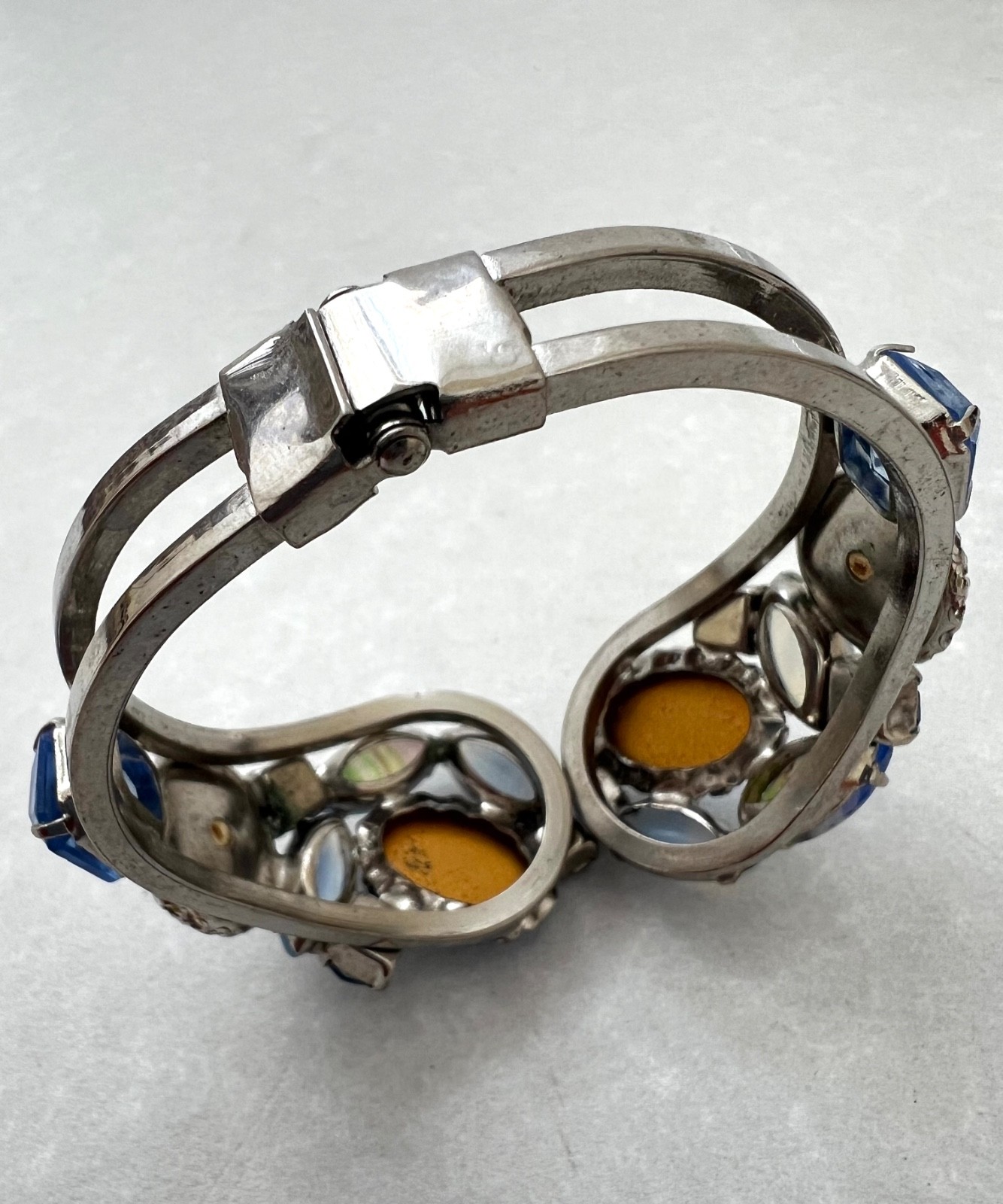 A132 Vintage Juliana Blue Glass Givre Cabochon Pearl Silve Clamper Bracelet
