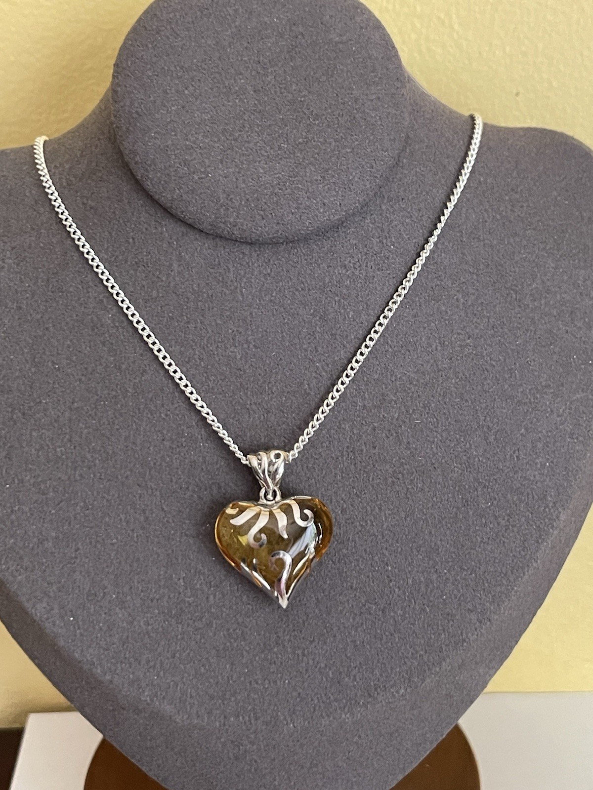 Sterling Silver Amber Heart Pendant On 46cm Length Chain