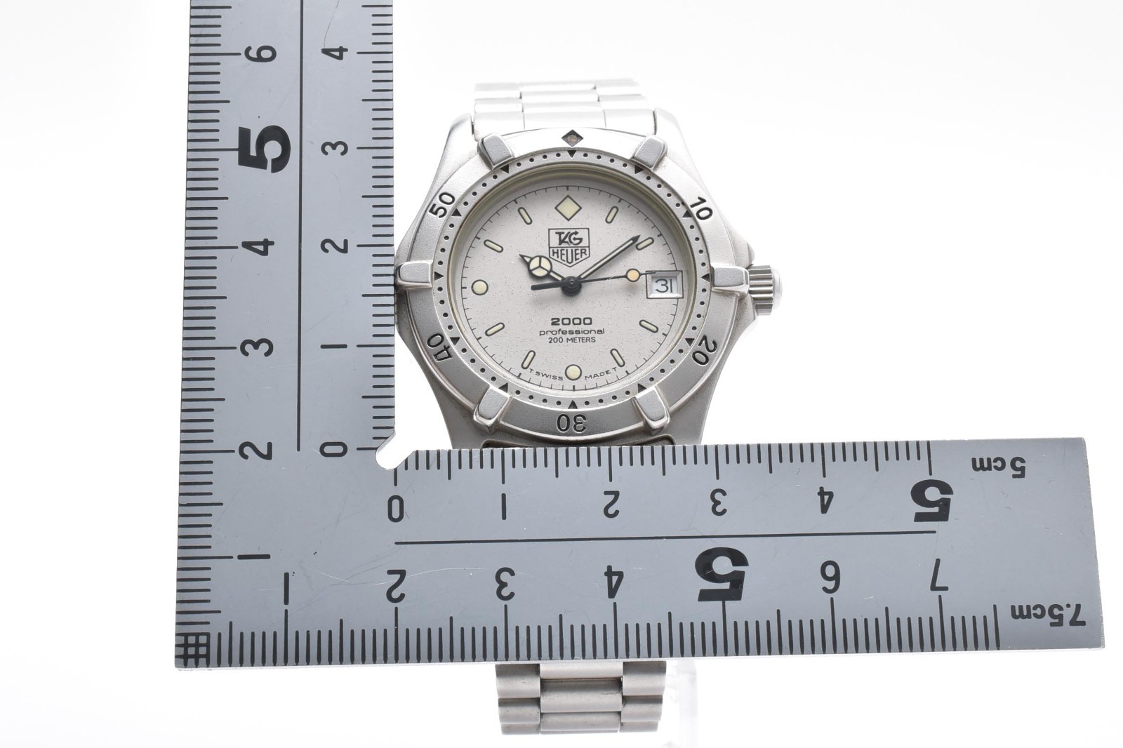 TAG Heuer 2000 962.213R White Dial Cream Patina 200M Diver 34mm Mens Watch