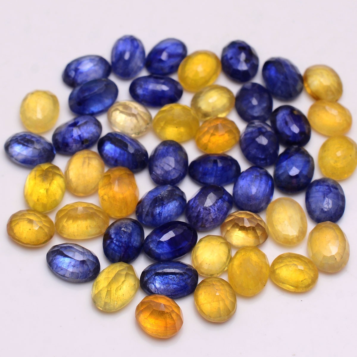 16 Pcs Natural Blue & Yellow Sapphire 6.15mm-7.20mm Hi-Grade Oval Cut Gemstones