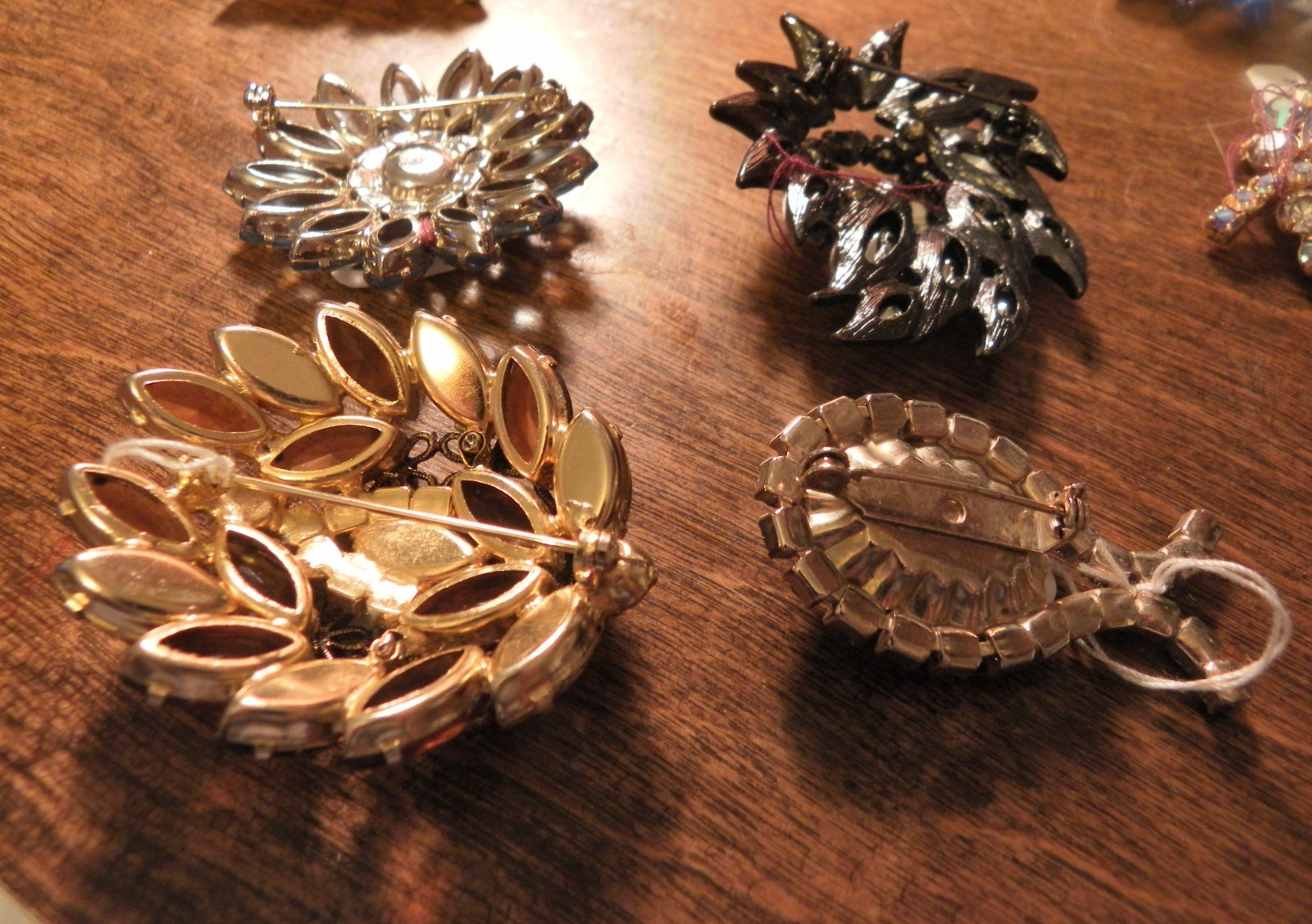 Vintage Lot of 4 Brooches Varies Shapes & Colors Rhinestones