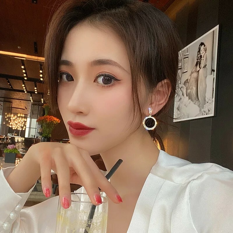 S925 Silver Needle Korean Black Round Rhinestone Earrings Ear New Fashion