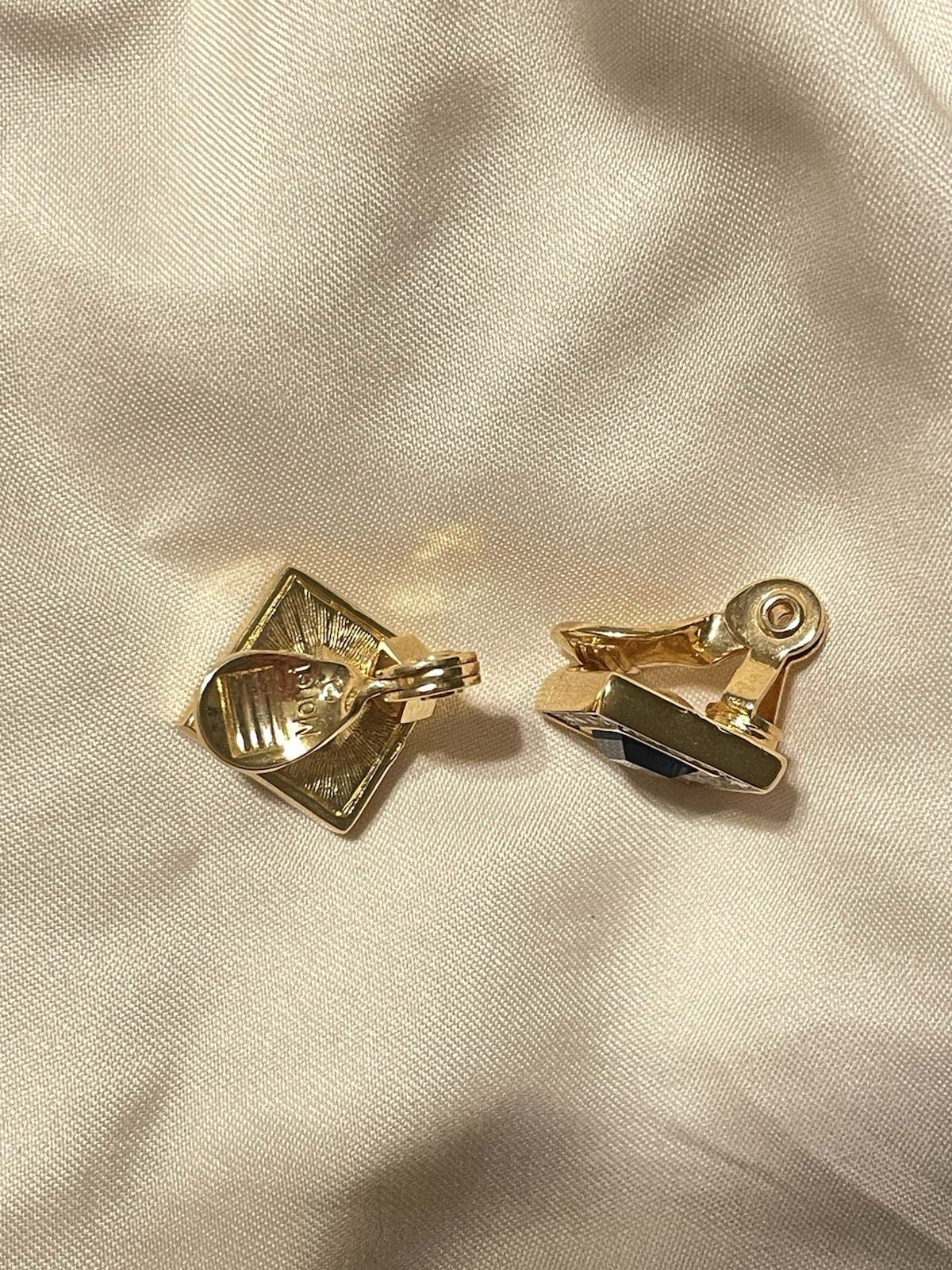 Vintage Monet Gold Tone Dark Green Square Gem Rhinestone Accent Clip-On Earrings