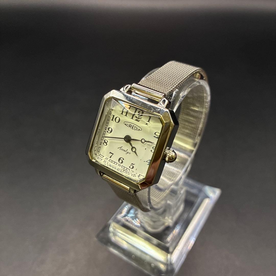 Aureole Quartz Black Dial Wristwatch
