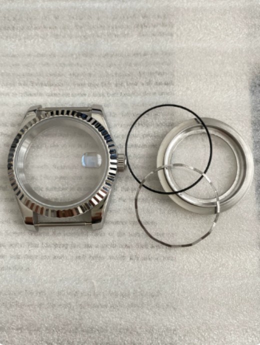 36/39mm with sapphire crystal suitable for NH35/36 movement