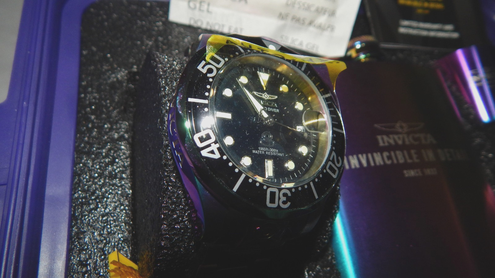 New INVICTA Pro Diver Automatic Stainless 47mm Watch 26601 w/ Flask 2 Shot Glass