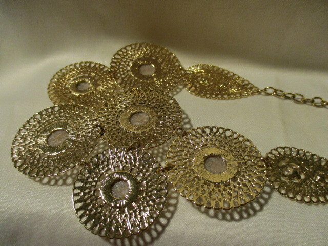 AVON Medallion Necklace Lace & Marble-Like Details Burnished Brass Faux Stones