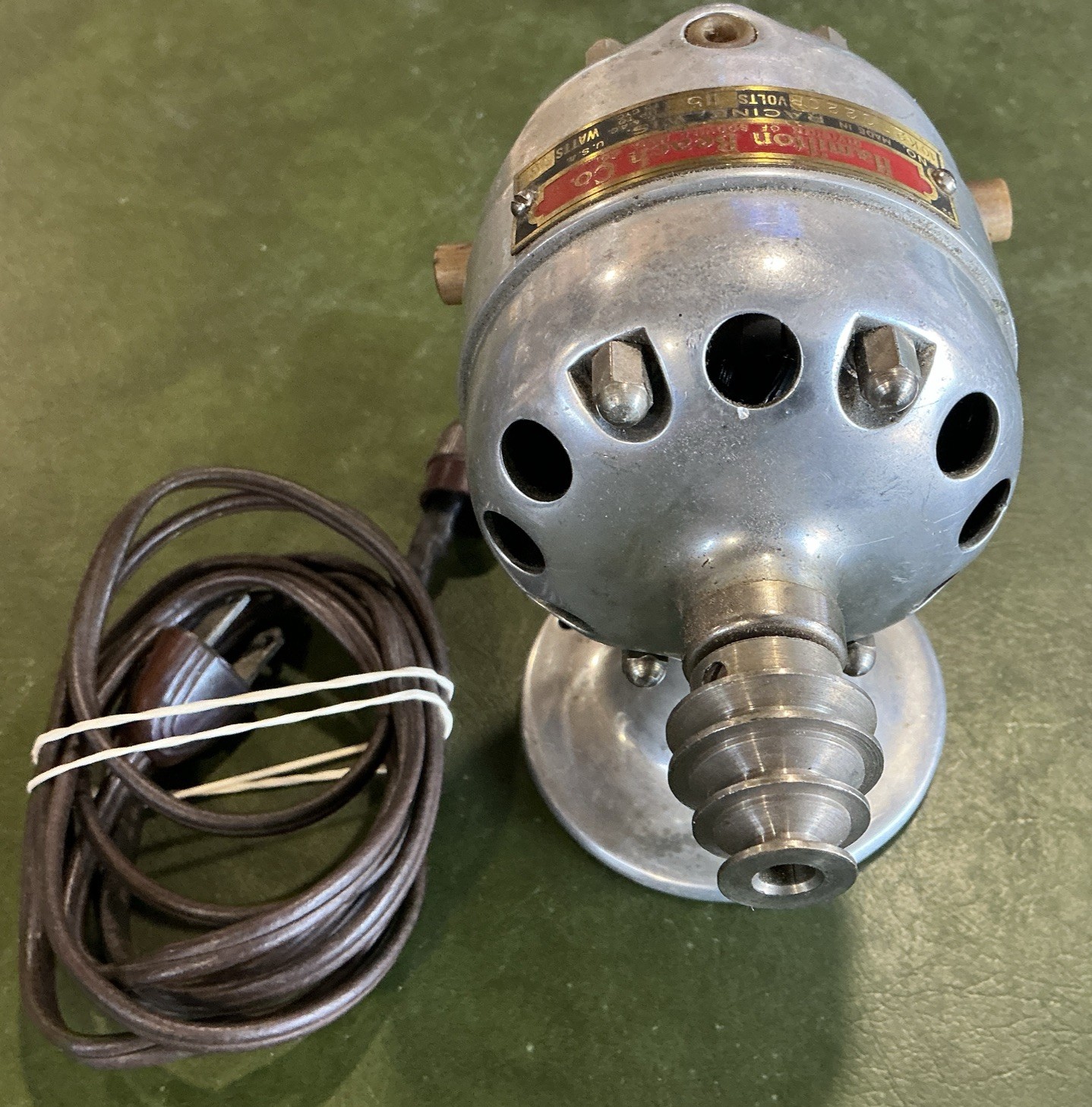 GUC Hamilton Beach Jewelers Lathe Reversible Motor W 3 Step Pulley 120 V, Tested