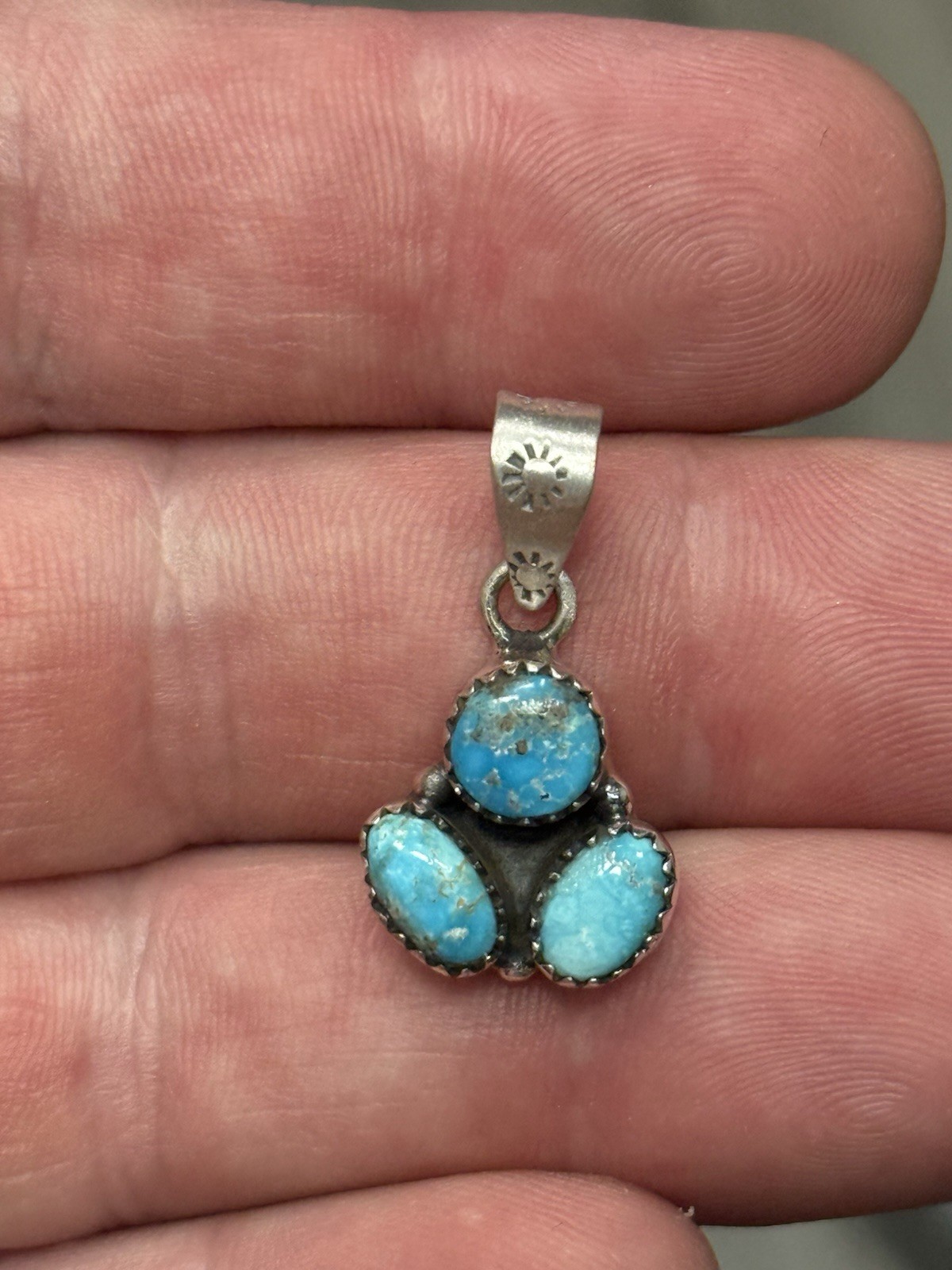 STERLING SILVER WHITE WATER TURQUOISE 3 STONE MIX SHAPE CLUSTER PENDANT .925