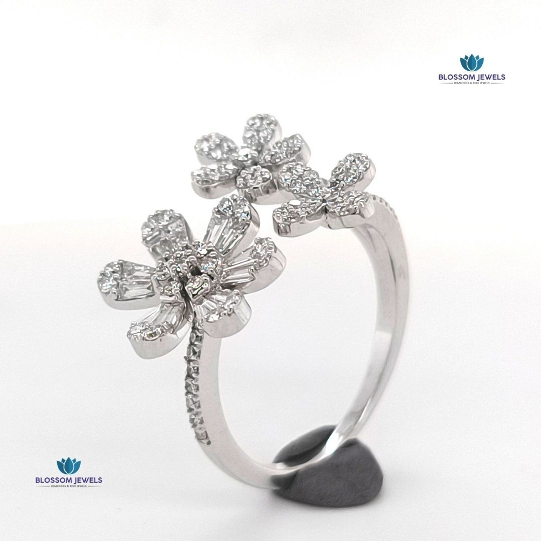 0.78 Ct Round Cut Lab Grown CVD/Diamond Flower Shape Ring 14K White Gold Plated