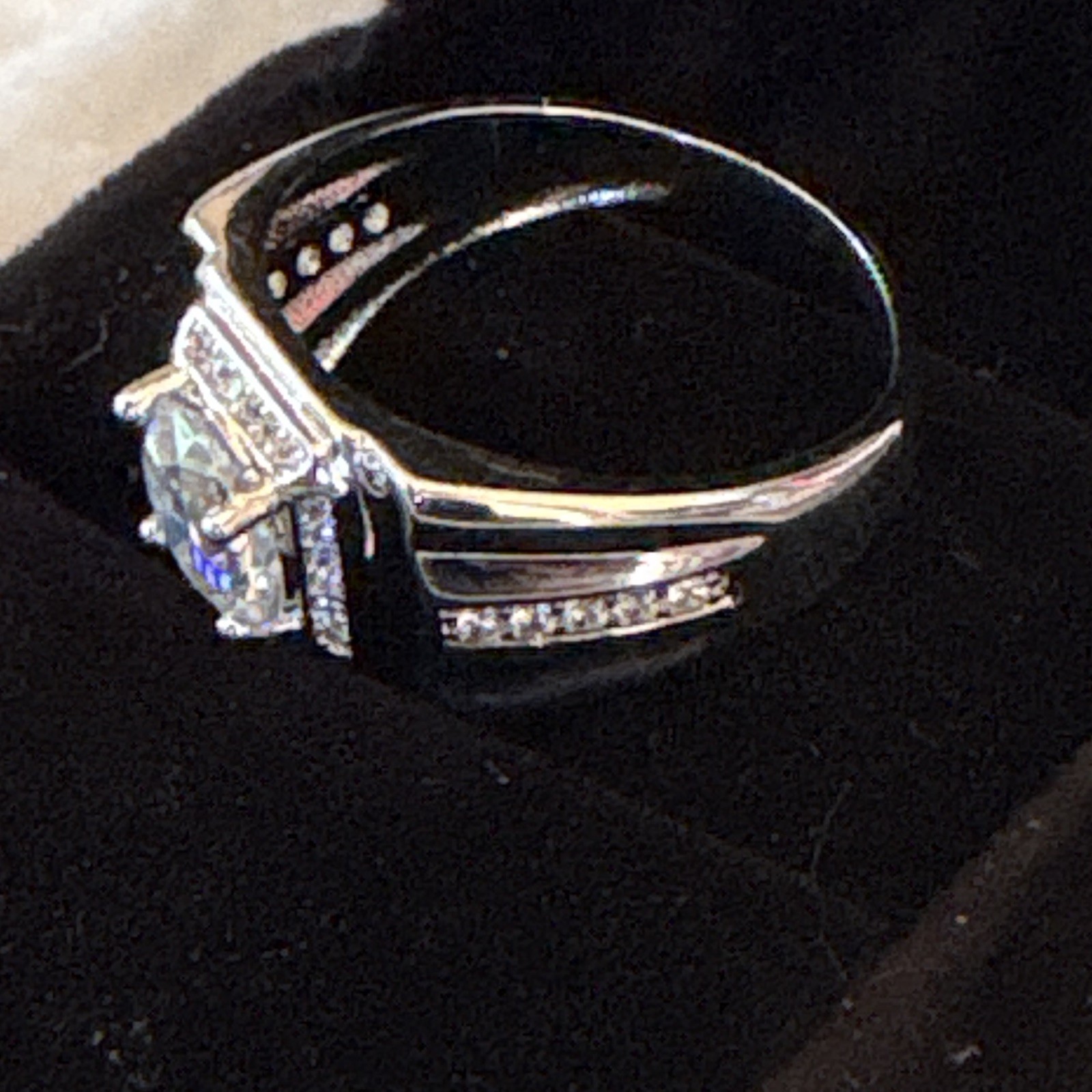 Men’s Size 10 GRA 2.0ctw D Cushion Cut Clear Moissanite Prong Ring Silver