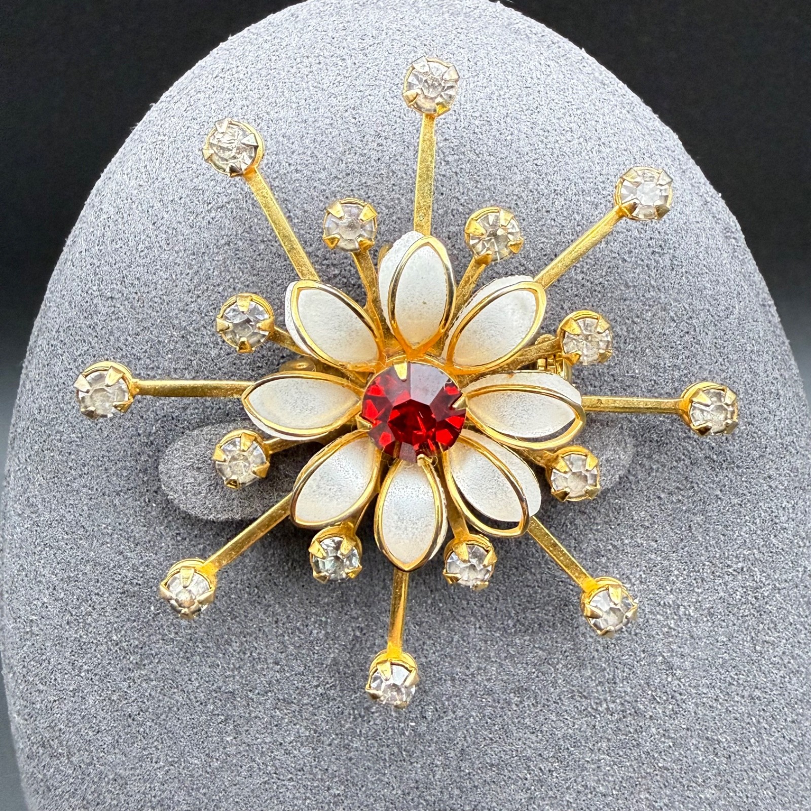 Vintage Gold Tone Rhinestone Starburst Flower Brooch Pendant Mid Century Atomic