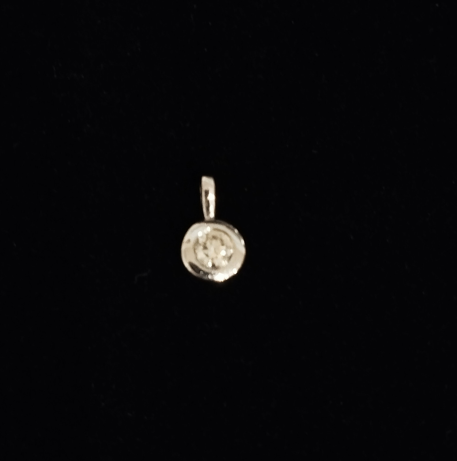 White Gold Solitaire Pendant with Brilliant 0.15ct Flawless Moncara with Certificate