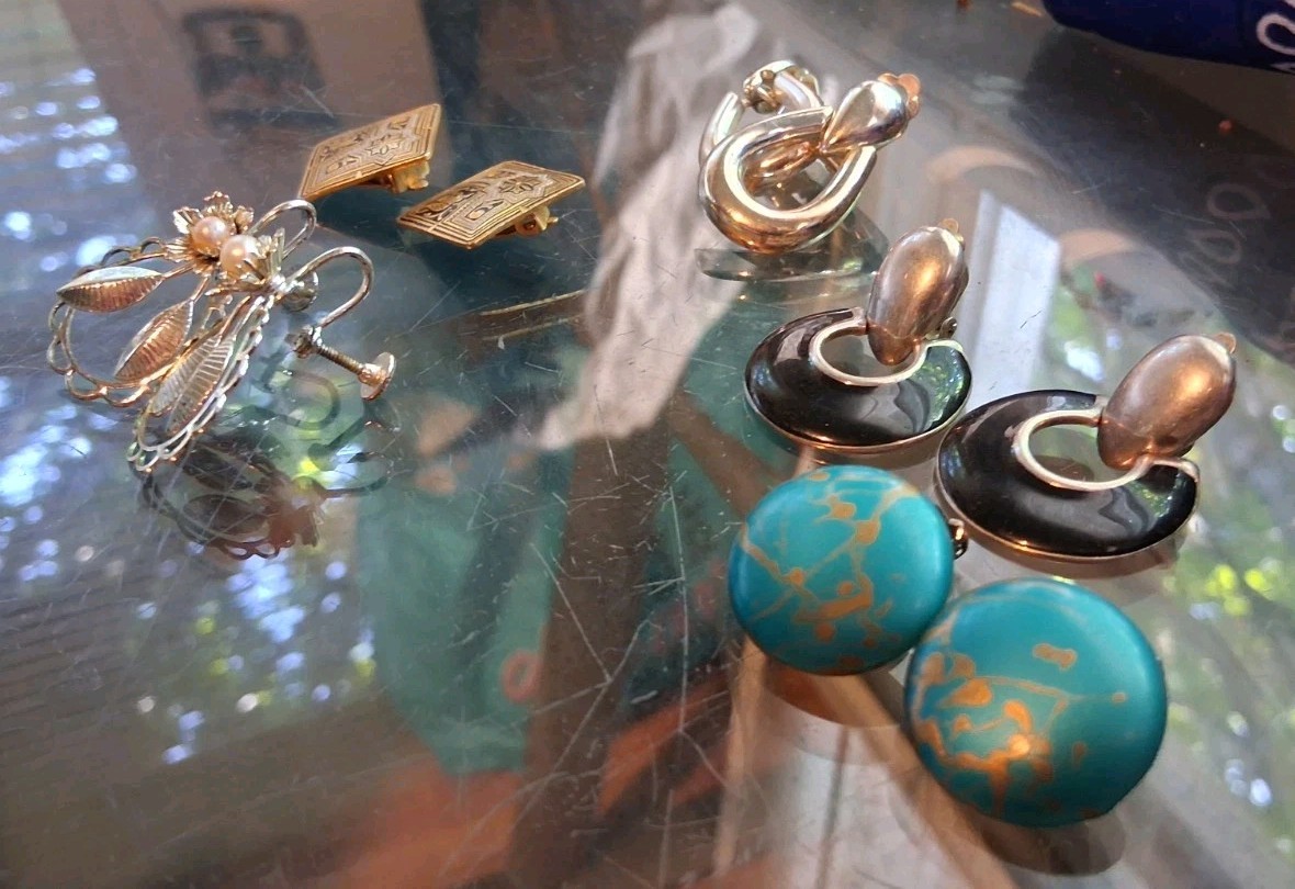 Vintage Costume Earrings Lot 5 Pairs Clip On Screw Back Faux Pearl Teal Enamel