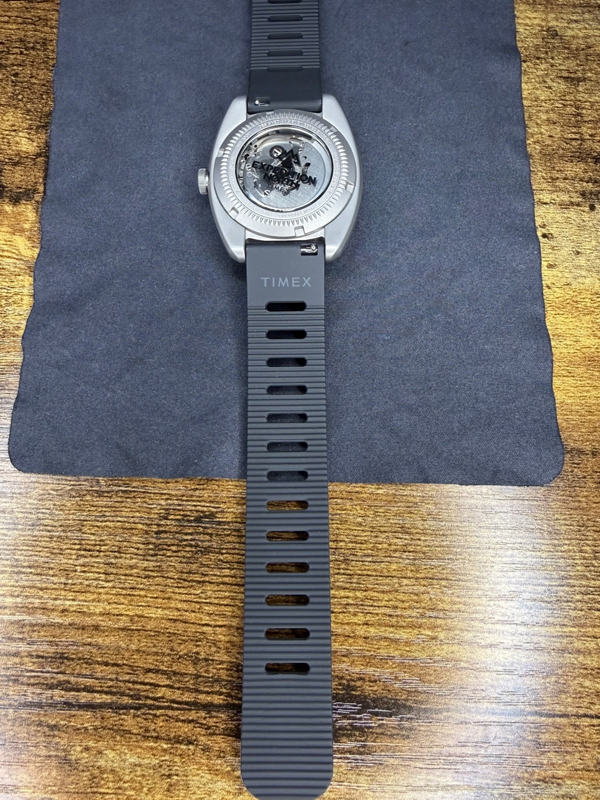Timex Men’s Expedition GMT Titanium Automatic 41mm Watch, TW2W53000 (Excellent)