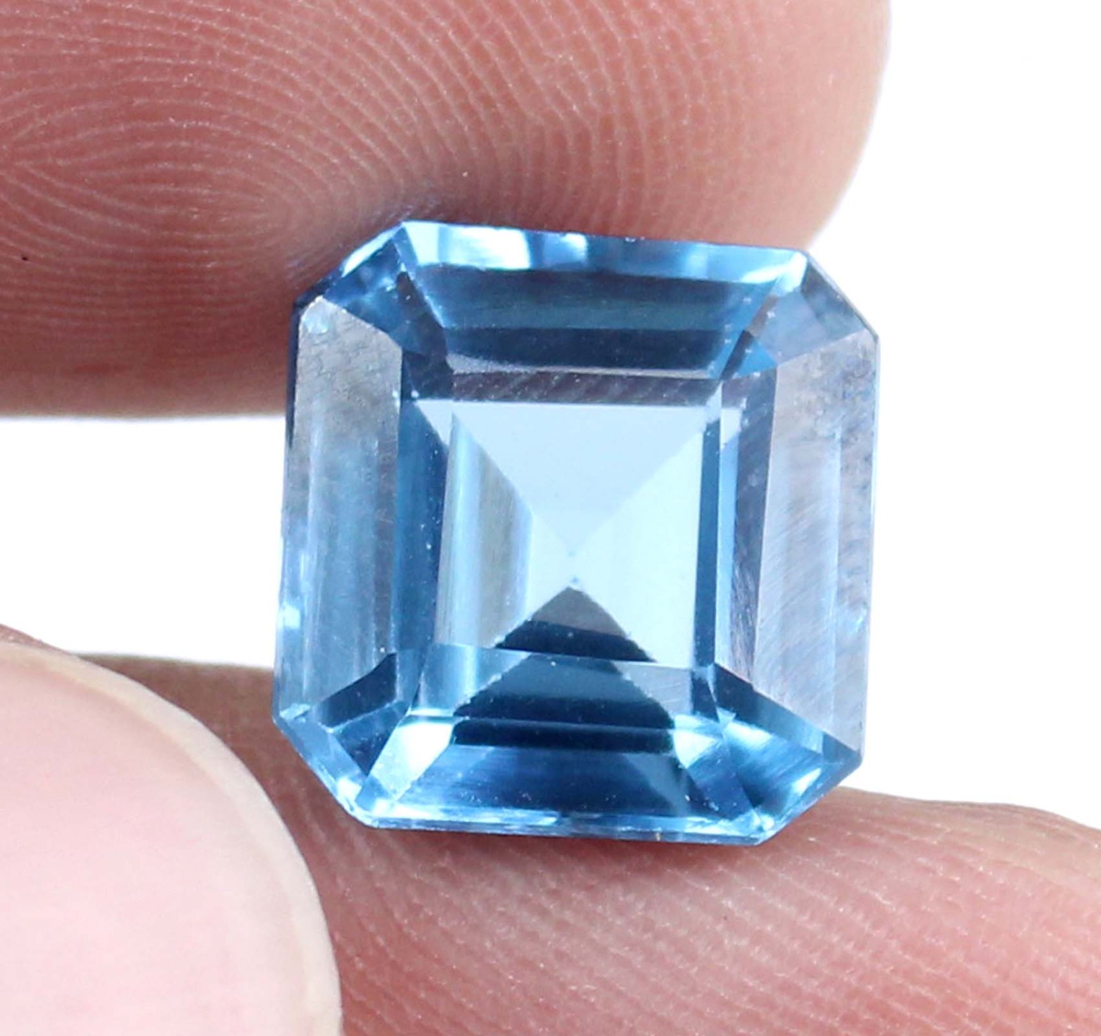 6.90 Ct/10 mm Blue Zircon Octagon Natural Cambodian Gemstone Certified T24700
