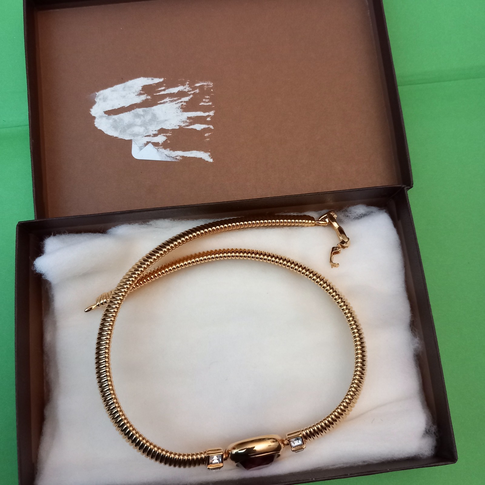 1980’s Nina Ricci Gold Tone Omega Tubogas Collar Necklace Purple&Clear Crystals