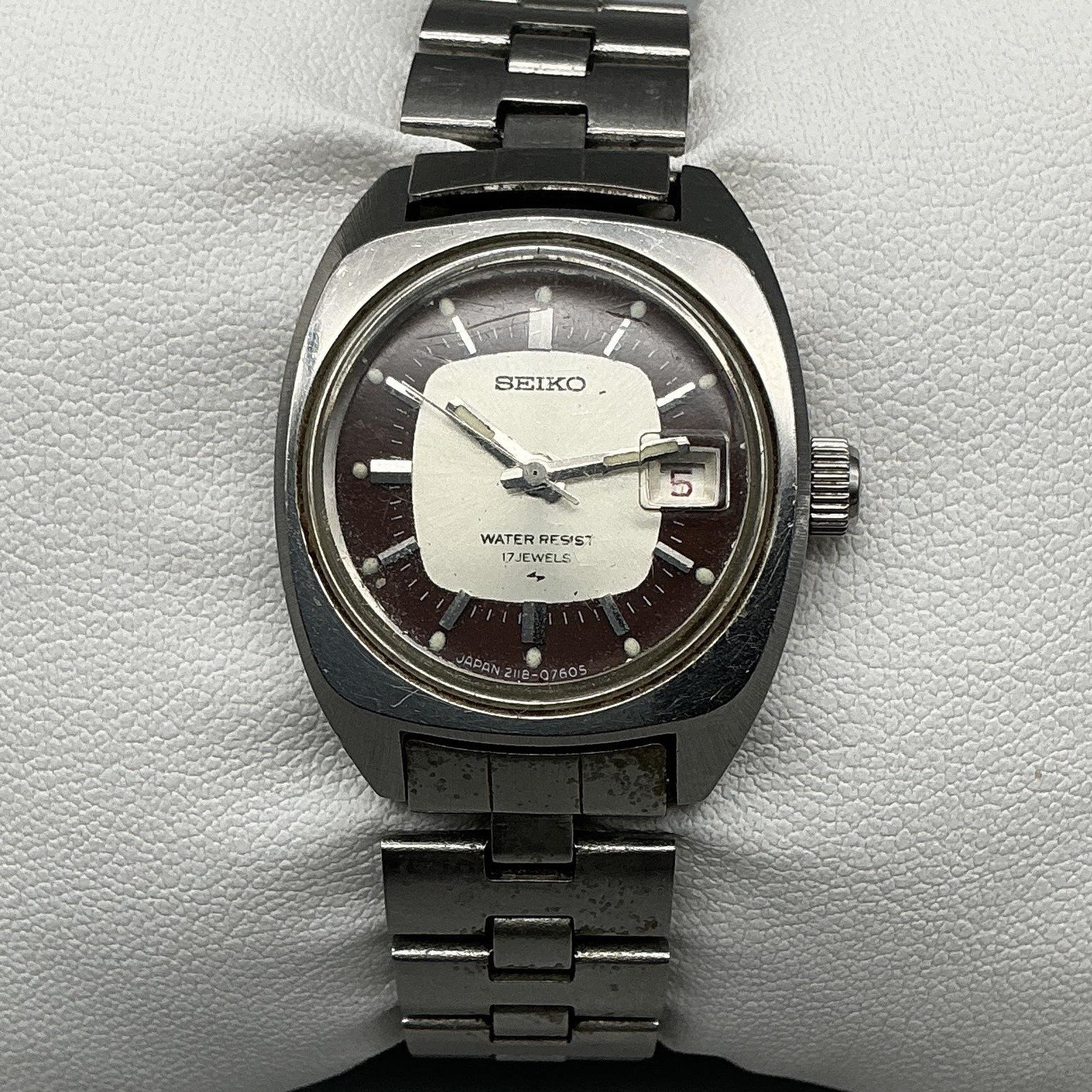 Vintage Seiko Womens Watch 23mm Brown Dial Manual Wind Date 2118-0490 5.5″