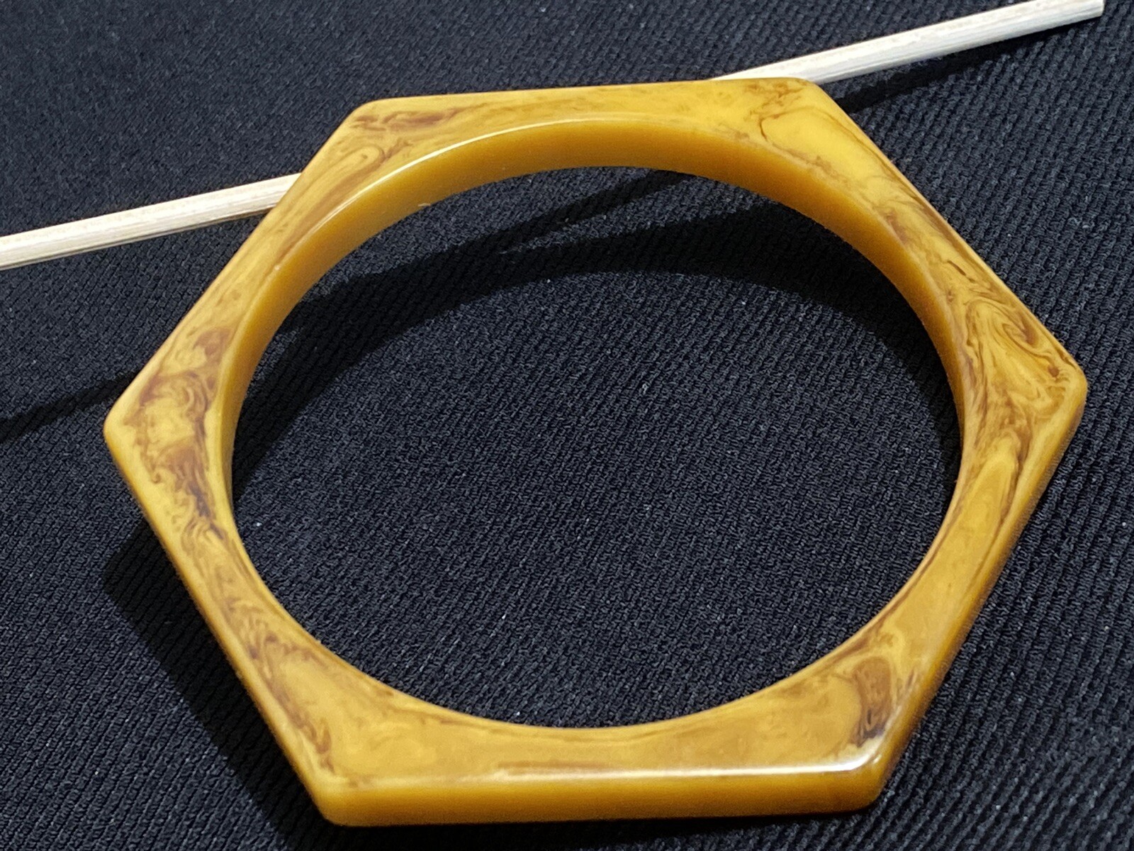 Vtg Bakelite Butterscotch Swirl Hexagon Bangle Bracelet 1/4 Inch Wide