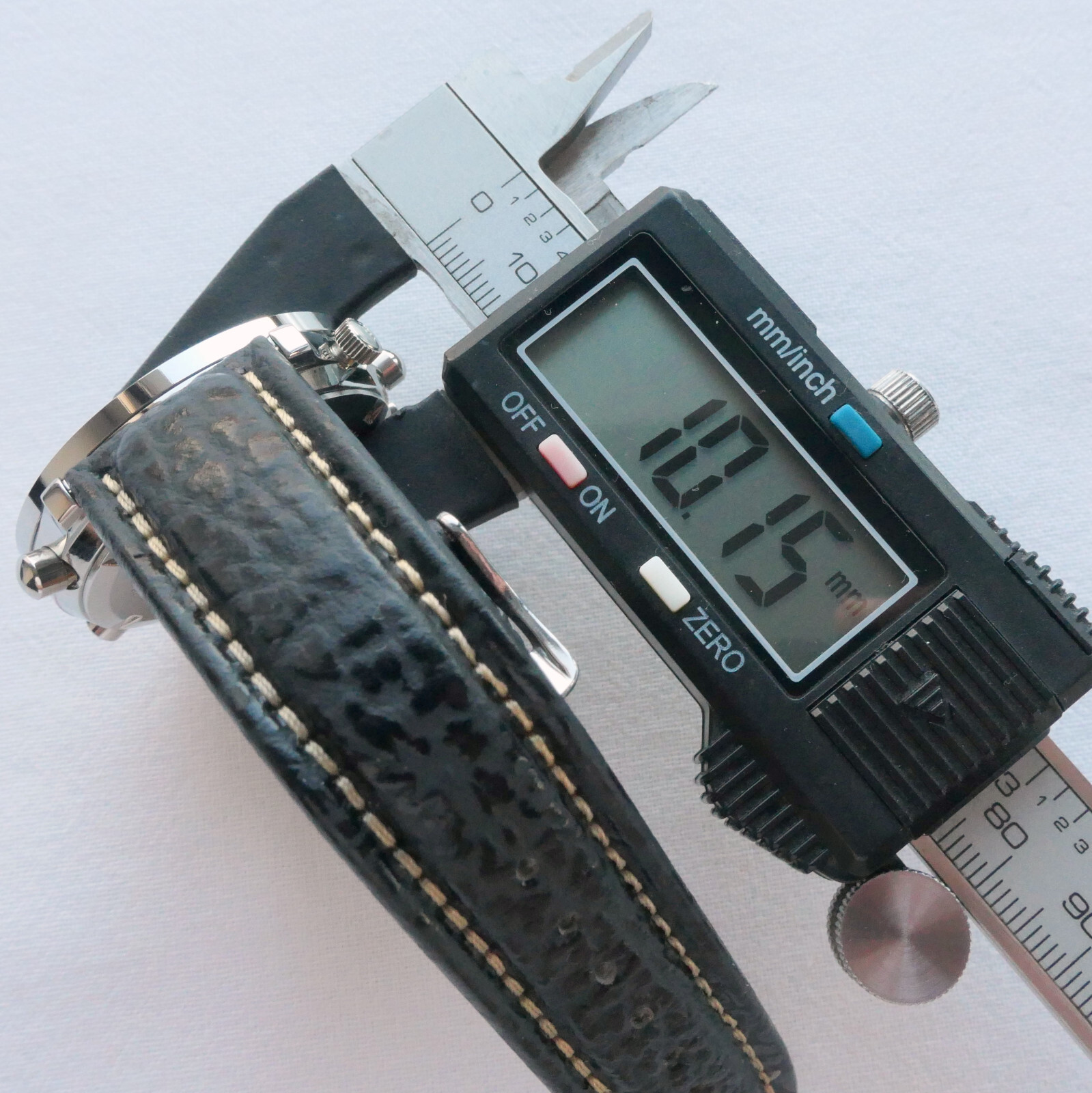 Mercedes Benz Classic Sport Car Driver Acessory Fortis Alarm Chronograph Watch