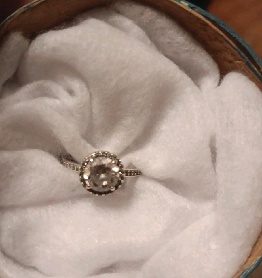 Authentic Pandora sterling silver 925w/Cubic Zirconia Solitaire Classic Elegance