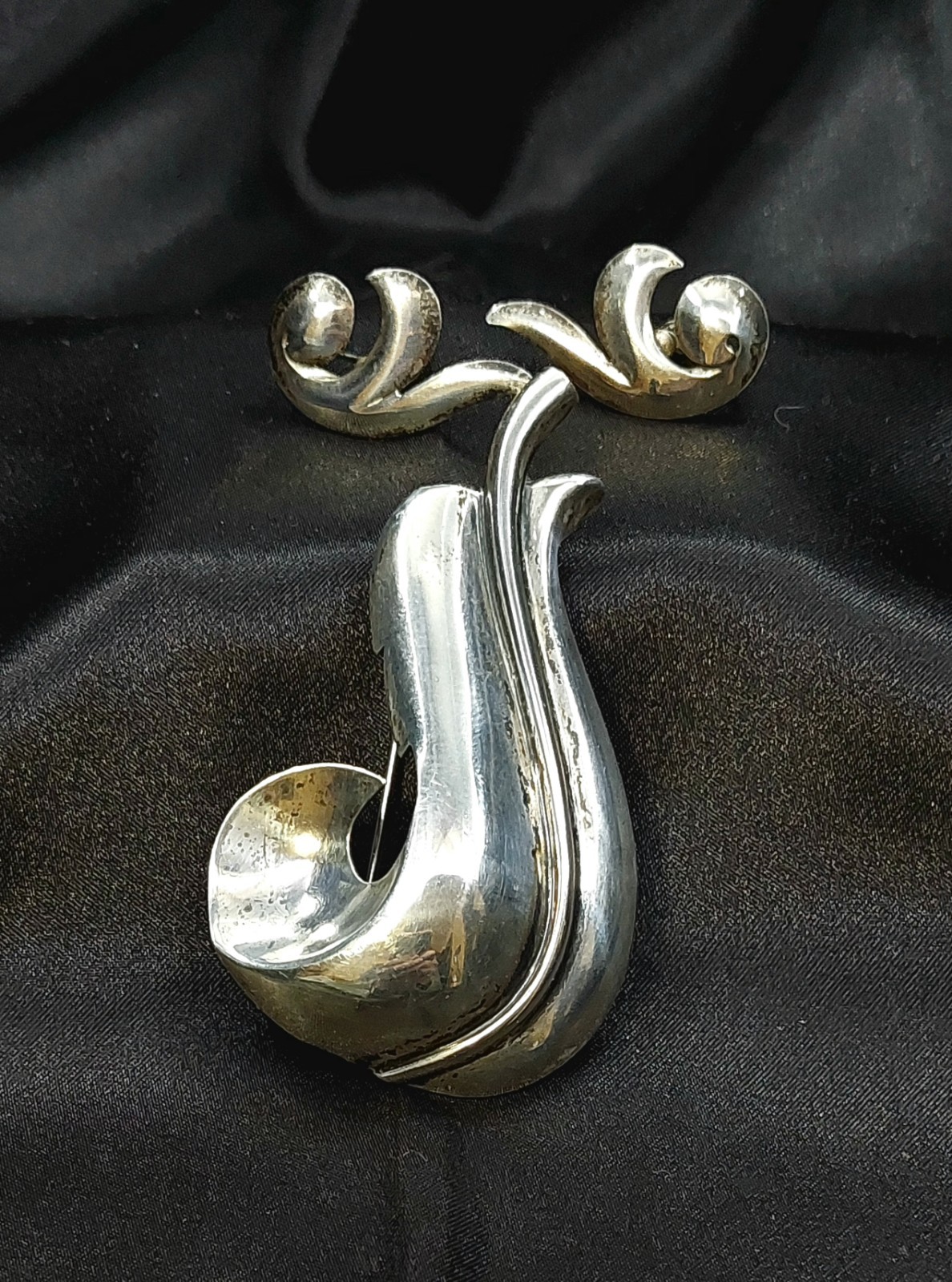Vintage 1940s MONET Sterling Silver Demi Parure Brooch Screw Back Earrings