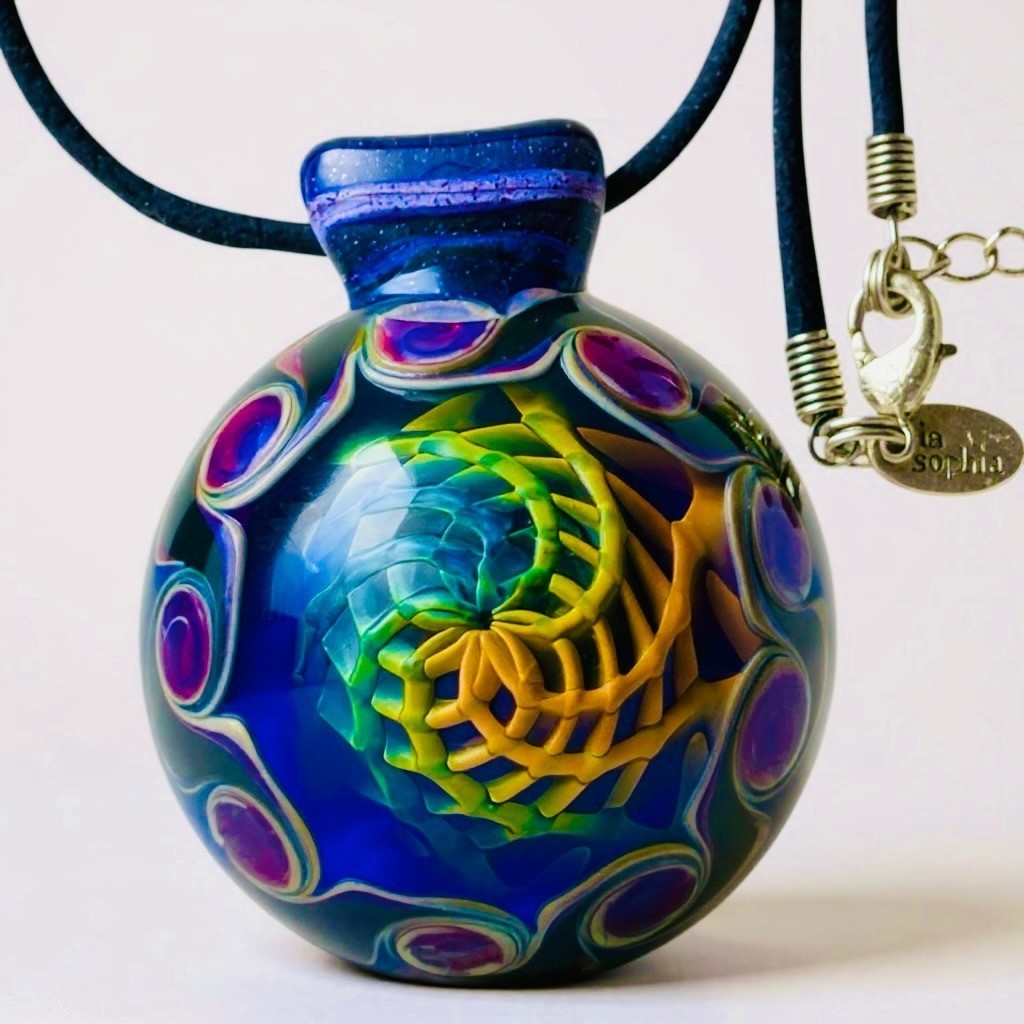 Gorgeous Hand Blown Fume Retticello Weave Glass Pendant Necklace Signed & Dated