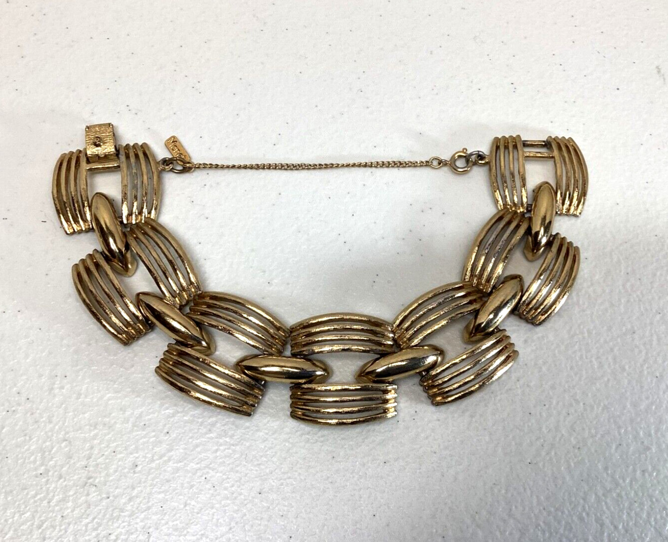 Monet Vintage Bracelet Gold-Tone Links Signed with Hangtag and Safety Chain 7 in
